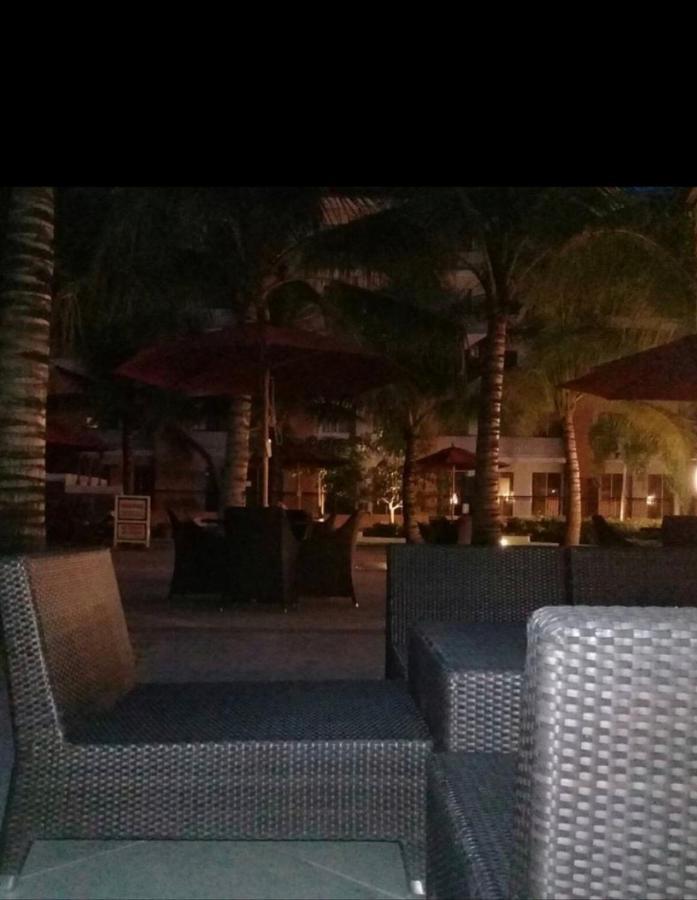 San Remo Oasis SRP Cebu Aparthotel Bagian luar foto